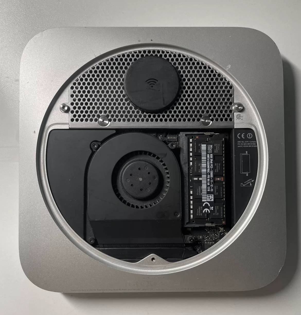 Mac Mini 2014	A1347 MGEN2 i5 -4278	4G 	500G HDD wholesales worldwide used macbook mini pc good price in dubai and china